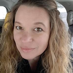 Meet your Posher, Carrie